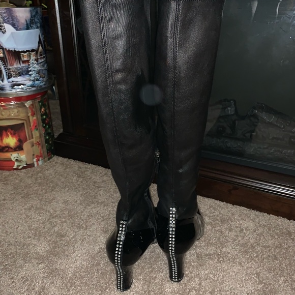 🔥🔥🔥🔥LOUIS VUITTON🔥🔥🔥🔥 - Picture 3 of 10